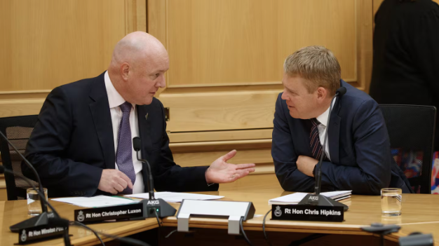 Christopher Luxon v Chris Hipkins: What voters should expect from a PM